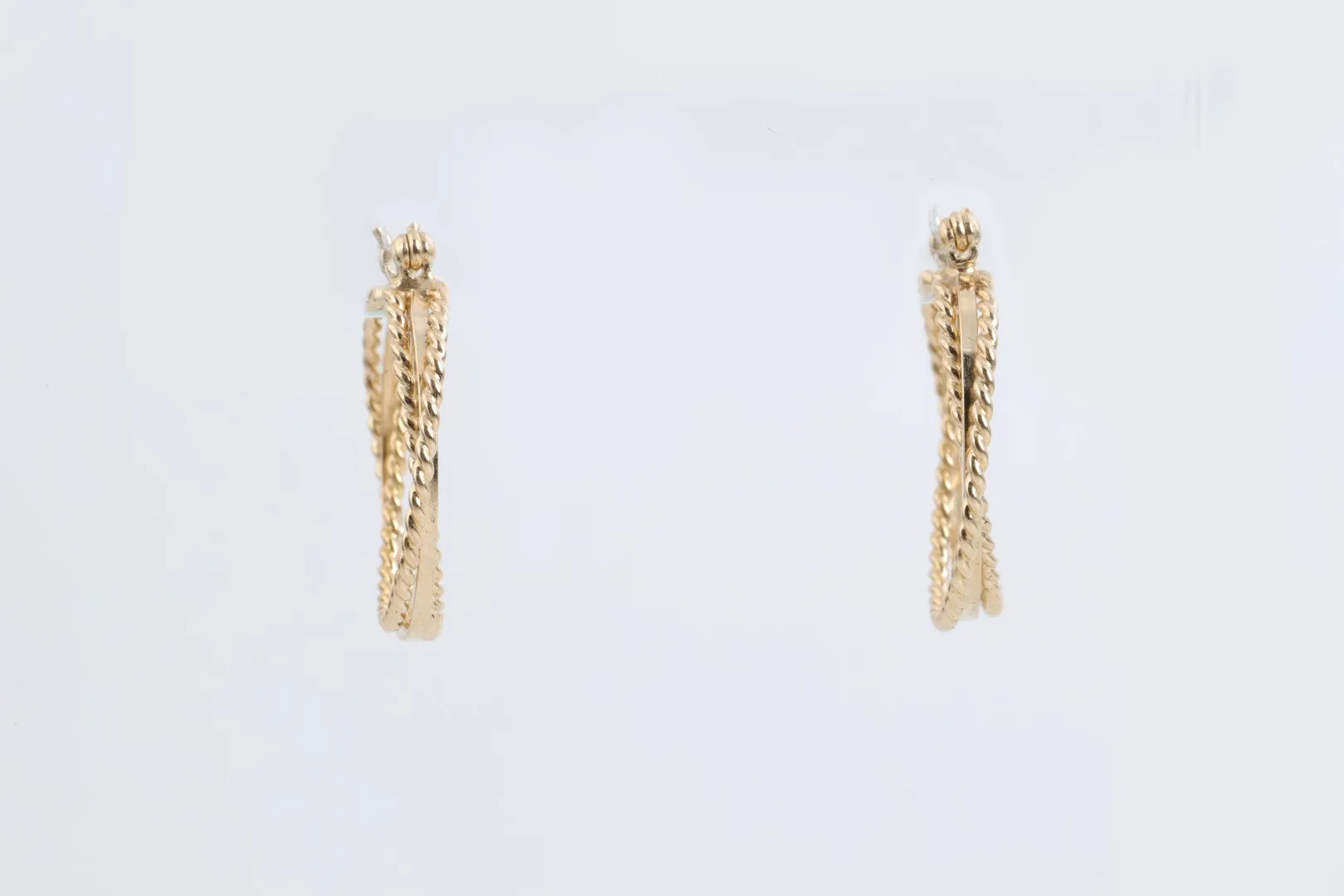 14k Yellow Gold Twisted Textured Hoop Earrings (2.47g.)