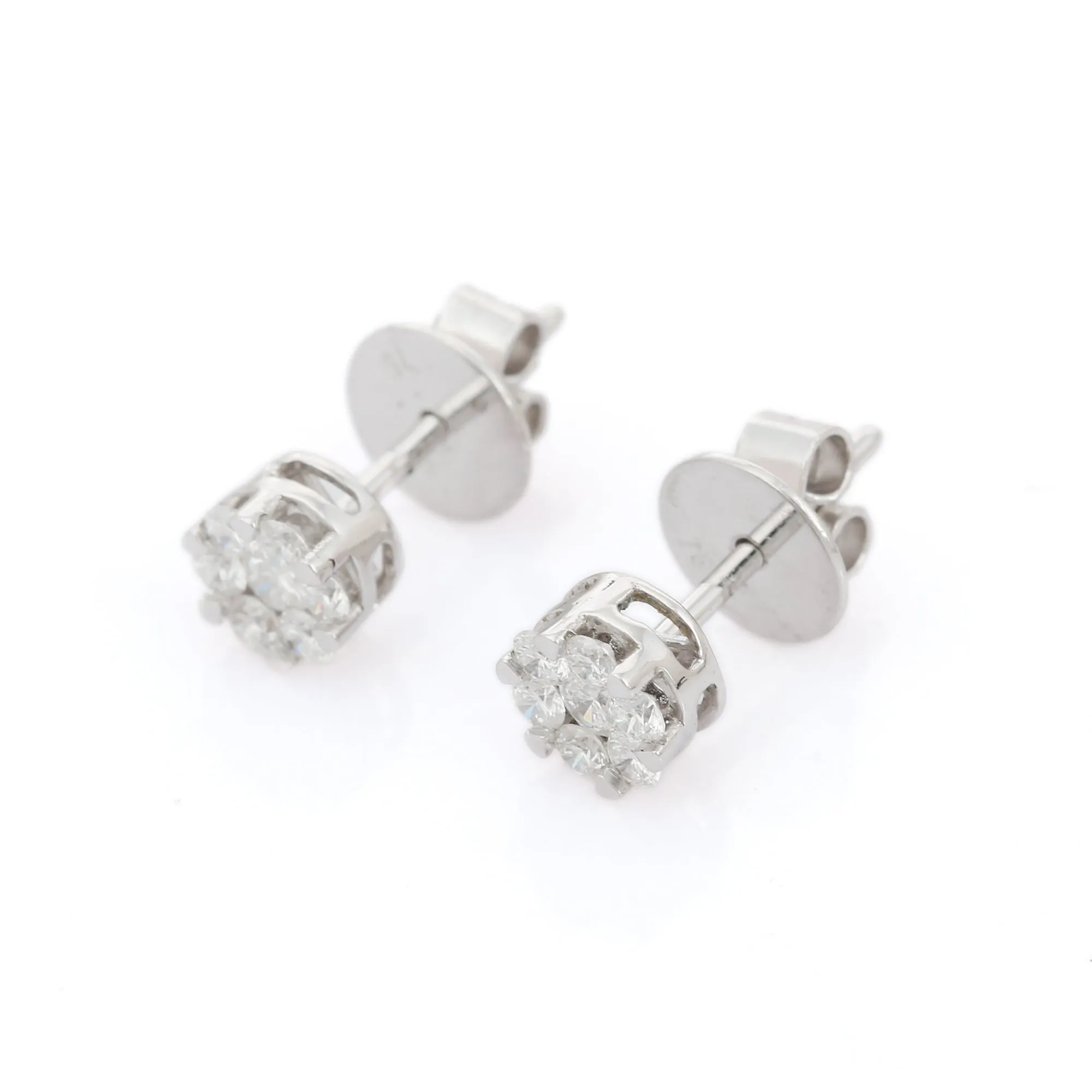 18K White Gold Diamond Studs Earrings