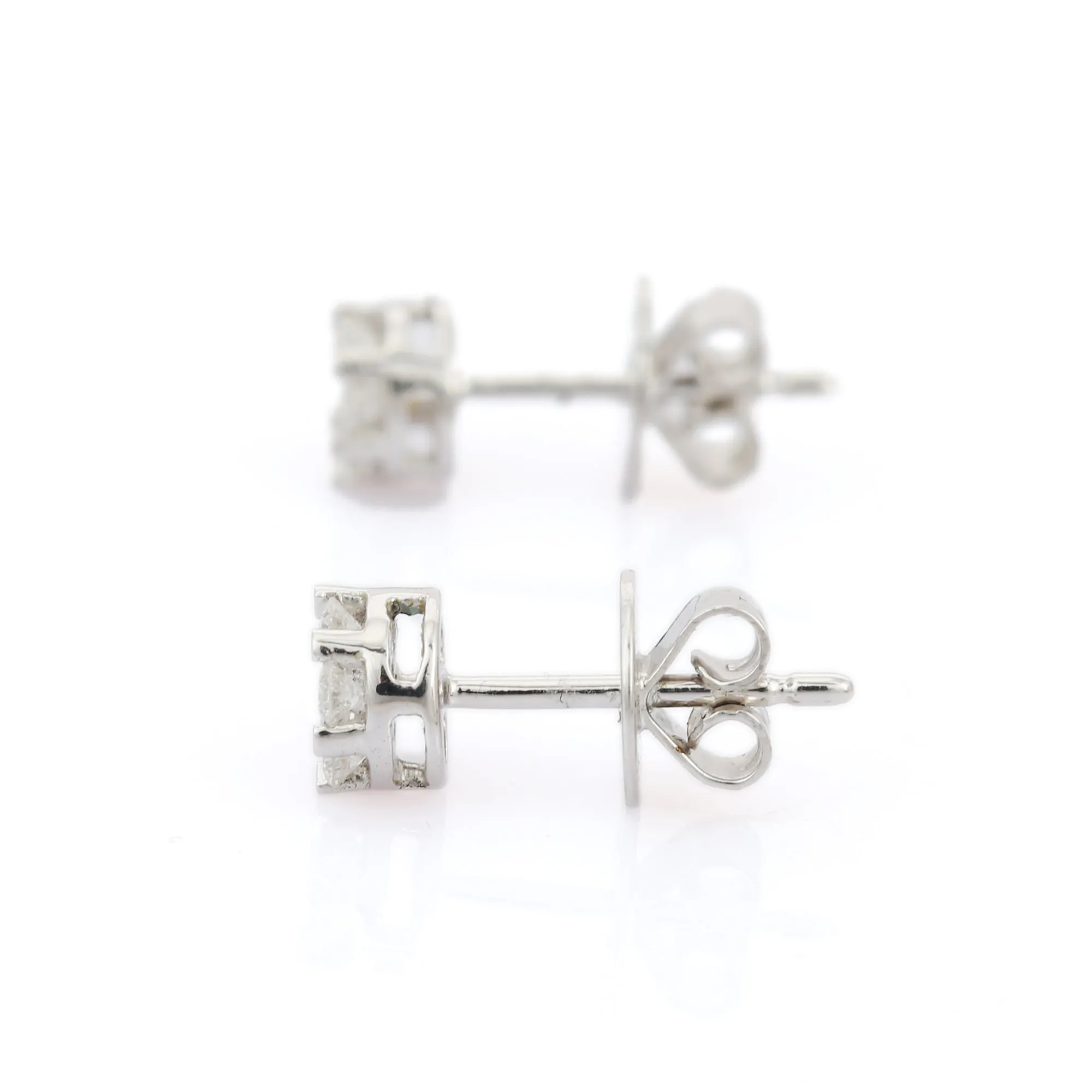 18K White Gold Diamond Studs Earrings
