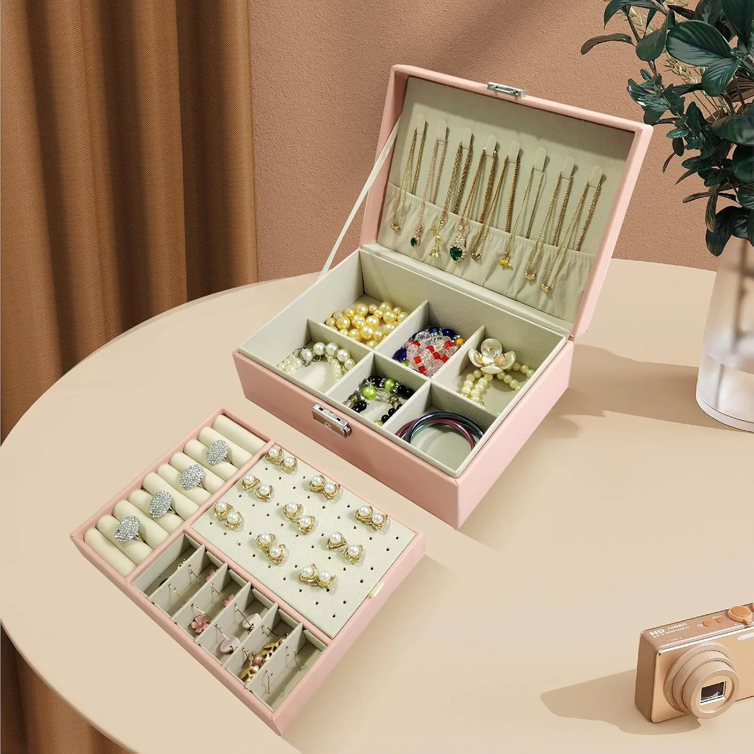 2 Layers PU Leather Jewelry Box Jewelry Organizer Box for Girls Gift Earring Organizer with Lock Jewelry Case Removable Tray for Necklace Earring Ring with Polishing Cloth and Jewelry Bags (Pink)