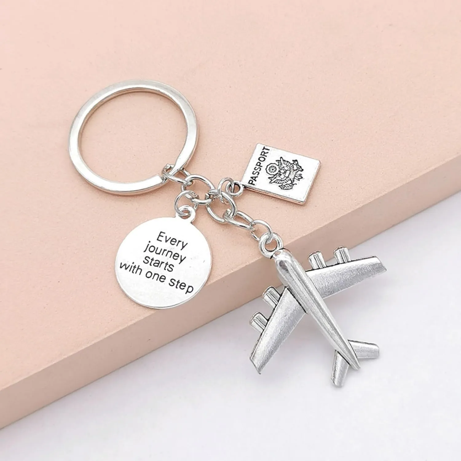 Airplane Keychains Pilot Aviator Key Chains Compass Keychain for Men Inspirational Travel Keyring Accessories