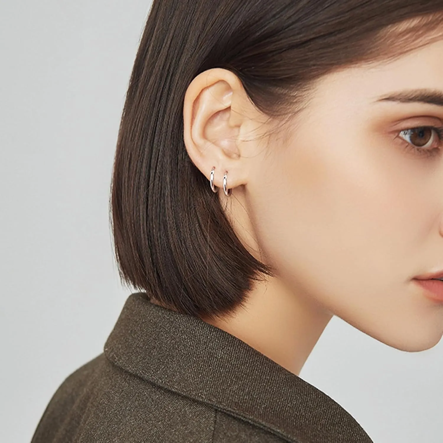 BG&WLing Silver Hoop Earrings for women Small Silver Huggie Earring Cartilage Hoops Silver Earring Set of 3 Sizes 8/10/12mm