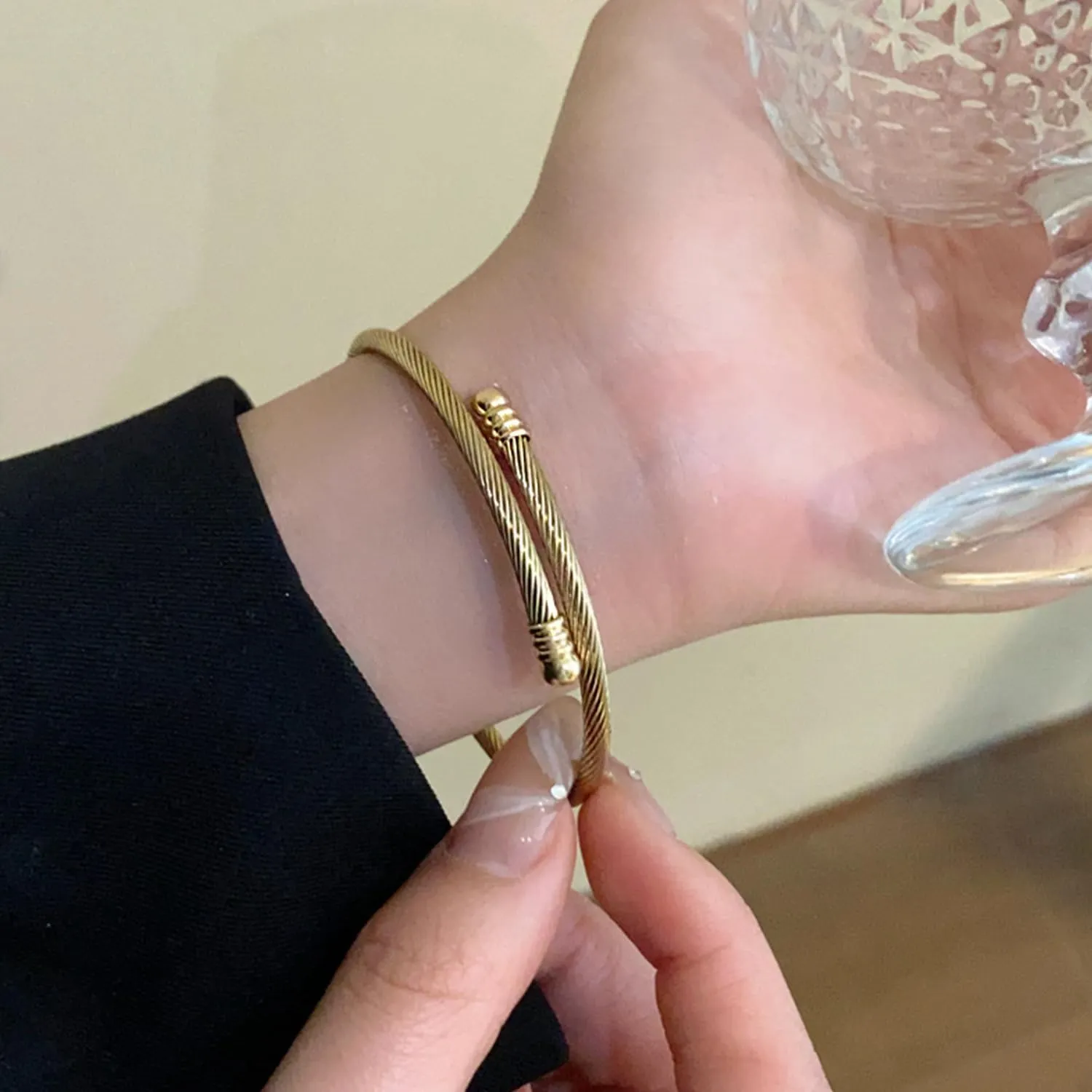 Cable Bracelet for Women Fashion jewelry Brand Cable Wire Retro Antique Bangle Bracelets Designer Inspired Charm Birthday Jewelry
