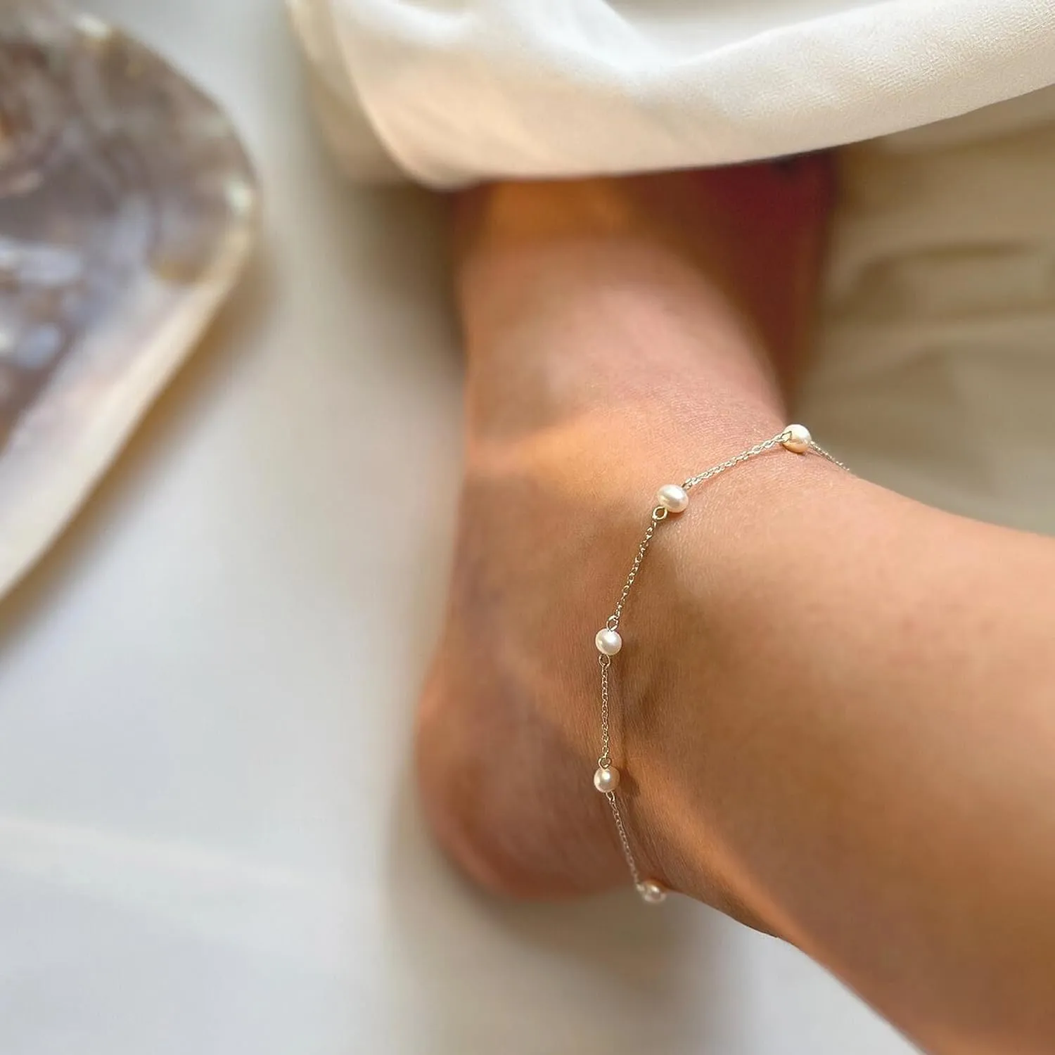 Collner Dainty Gold Bracelet for Women 14K Gold Plated Lightweight Chain Bracelet Herringbone Pearl Circle Bracelet Charm Minimalist Handmade Jewelry Gift