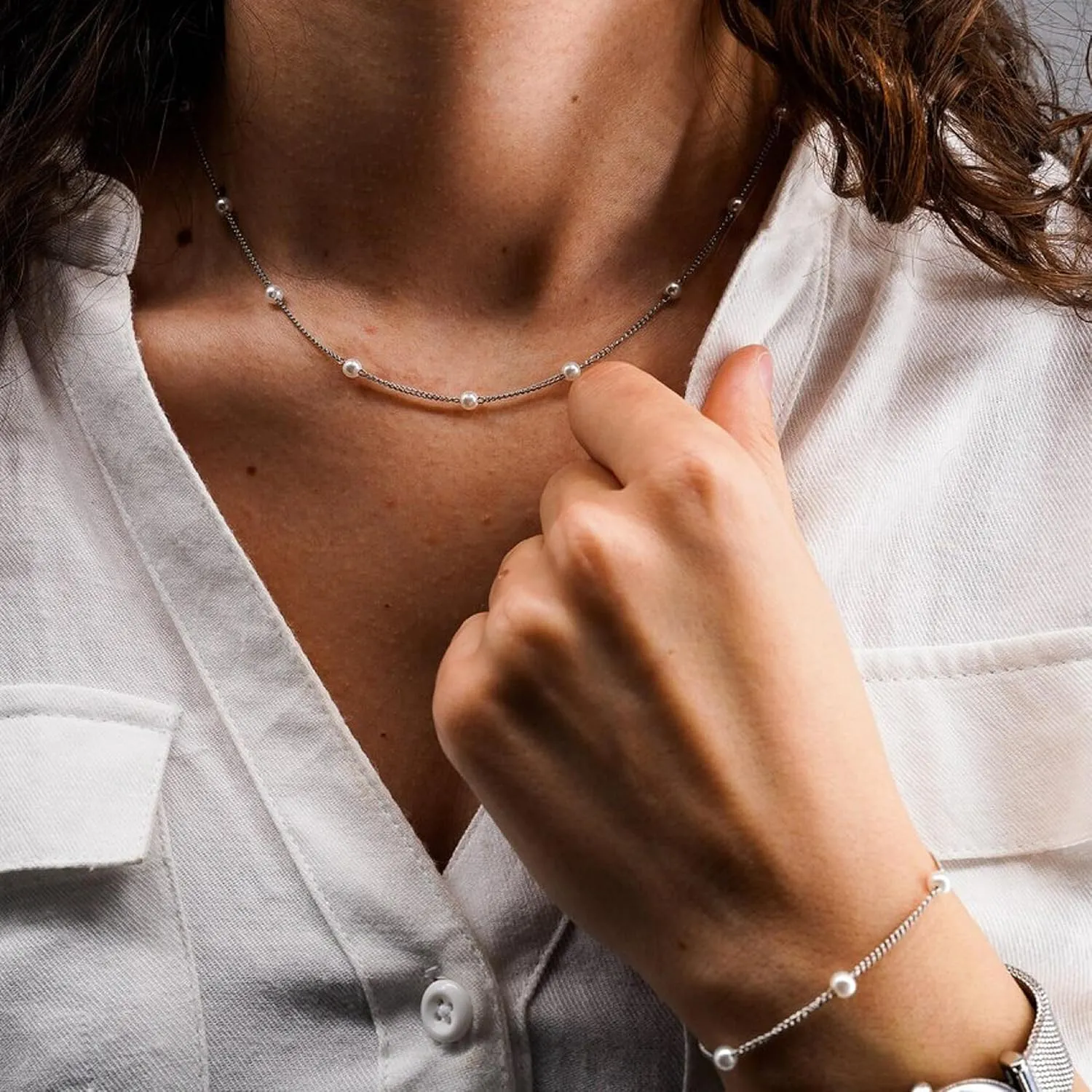 Collner Dainty Gold Bracelet for Women 14K Gold Plated Lightweight Chain Bracelet Herringbone Pearl Circle Bracelet Charm Minimalist Handmade Jewelry Gift