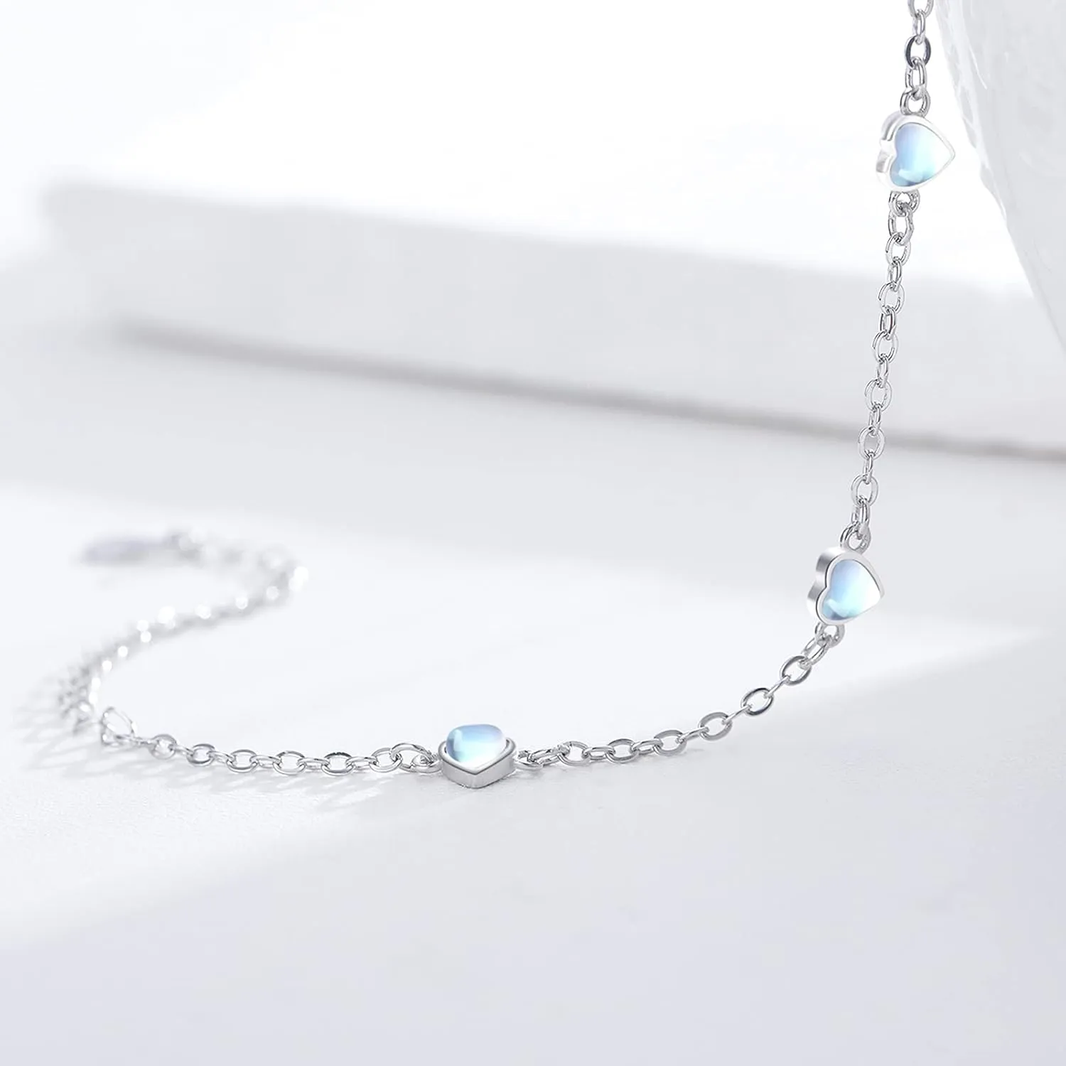 Cuoka Moonstone Bracelets 925 Sterling Silver Rainbow Round Moonstone Bracelet Moonstone Jewellery for Women Girlfriend Mom (Round, Silver)