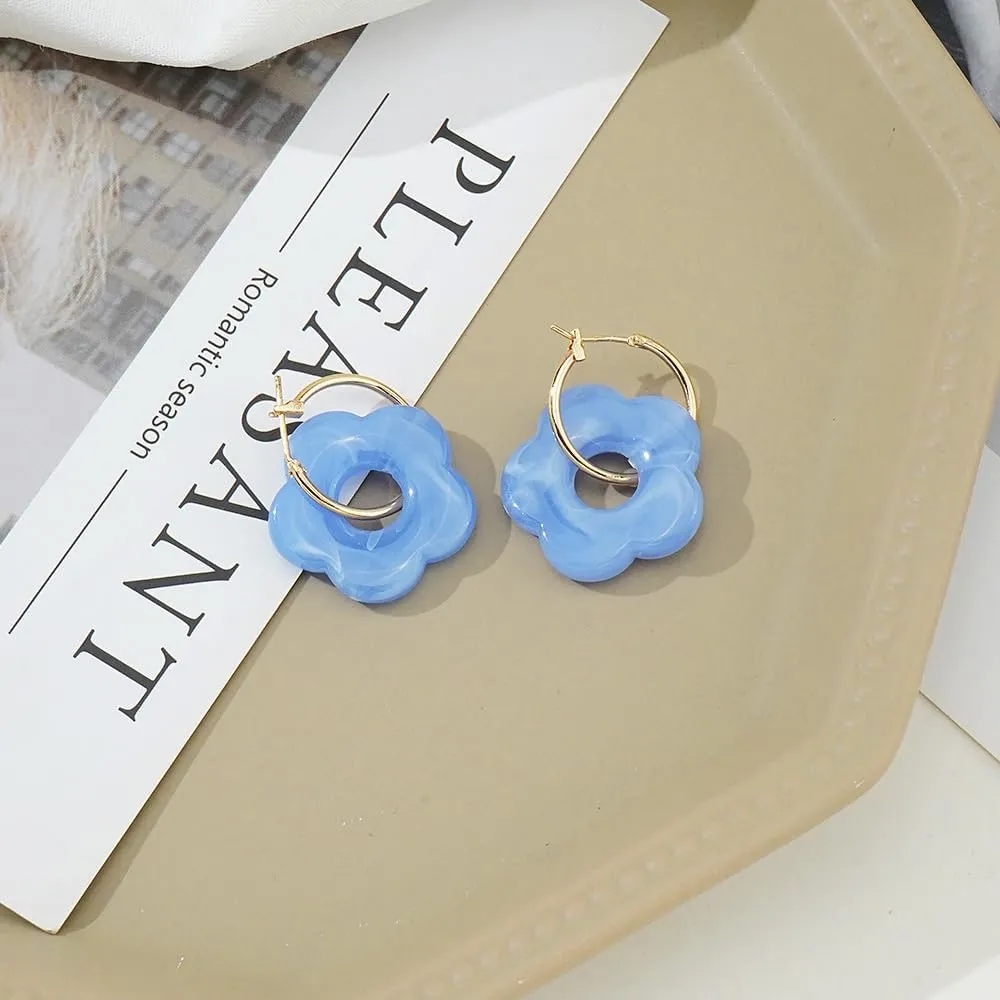 Cute Acrylic Daisy Flower Hoop Earrings for Women Dual-use Gold Hoops Y2k Resin Floral Daisy Drop Dangle Earrings