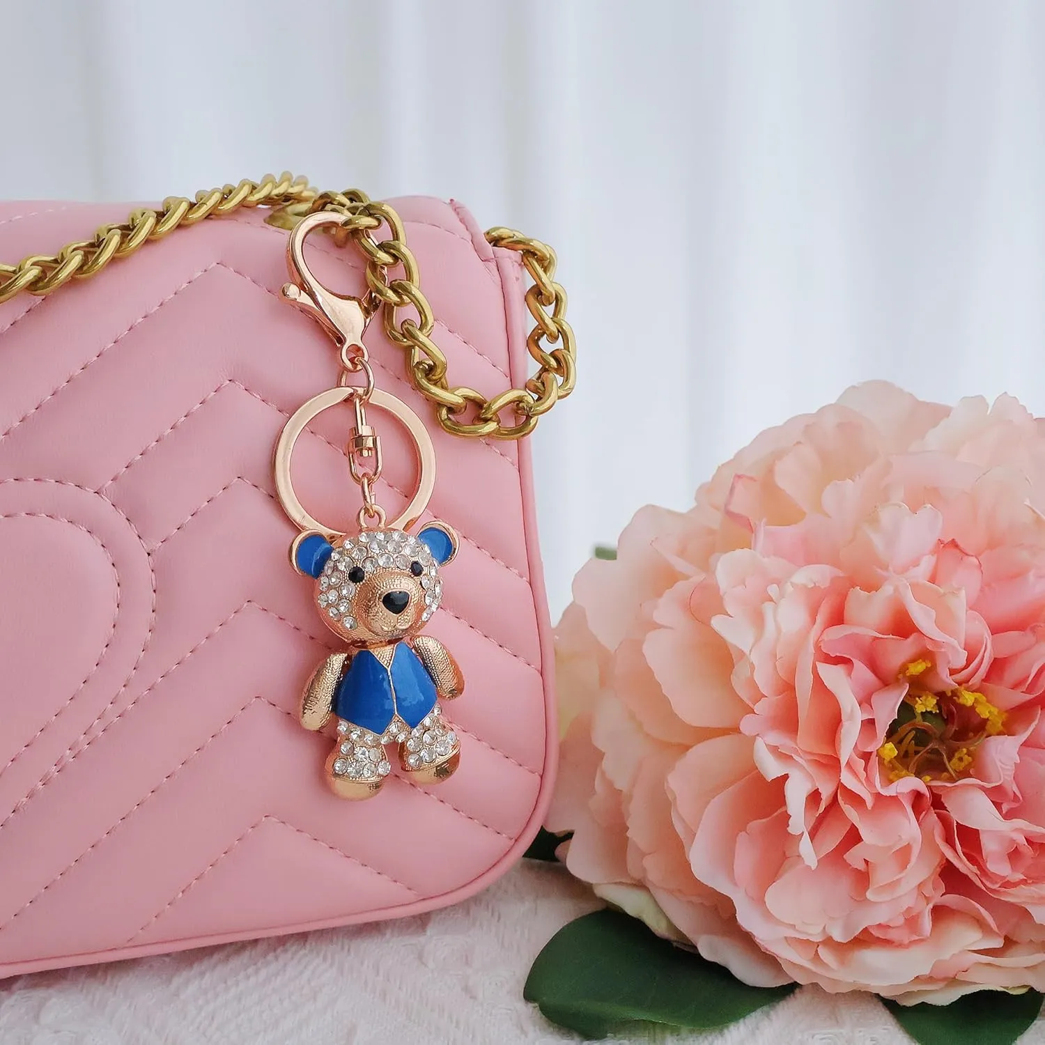 Cute Keychain Women Key Chains For Car Kawaii Anime Crystal Bling Pink Keychains Ring For Bag Purse Charm Accessories