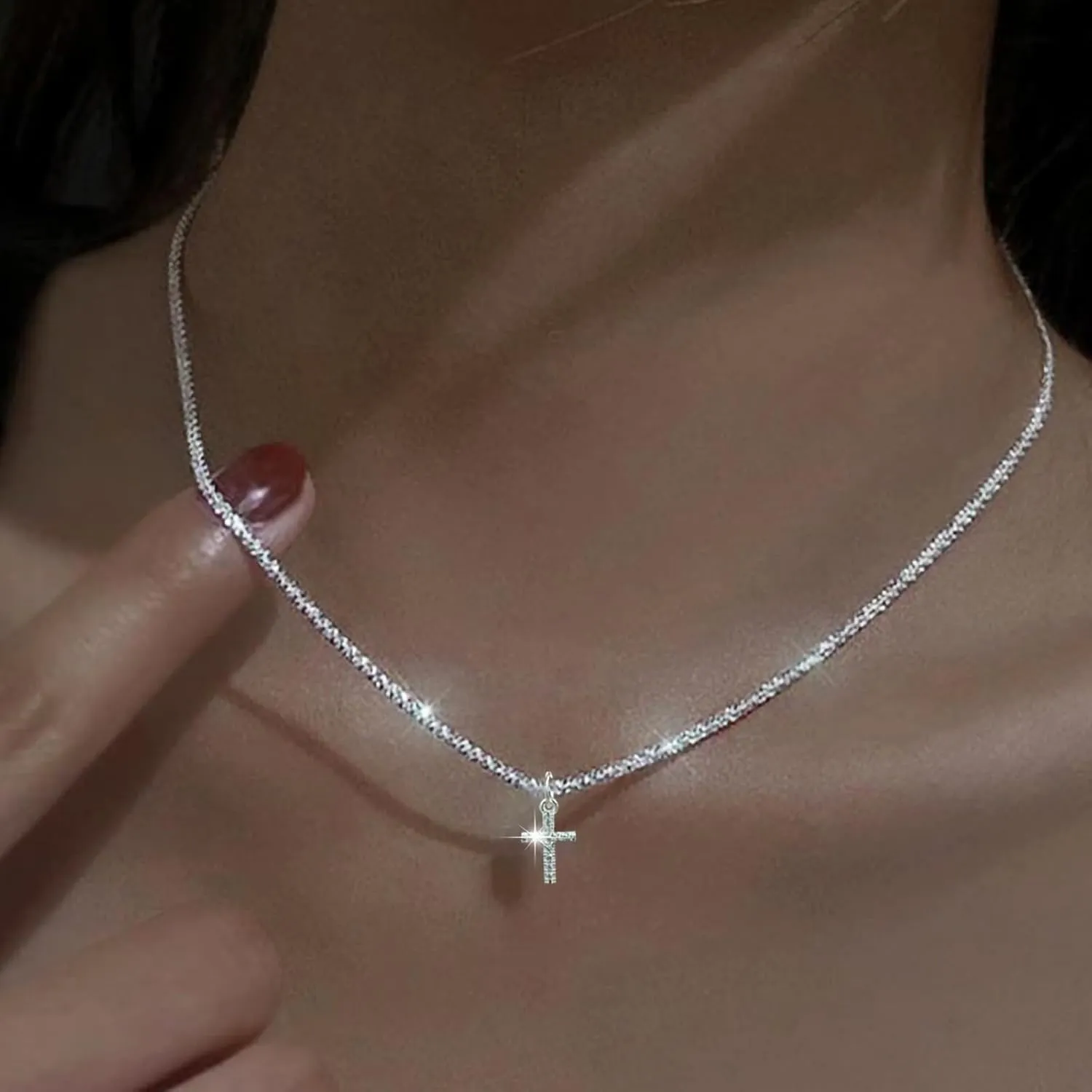 Fesciory Cross Necklace for Women, 14K Gold Plated Cross Pendant Dainty Layered Chain Necklace Jewelry Gifts(Diamond Cross(Gold))