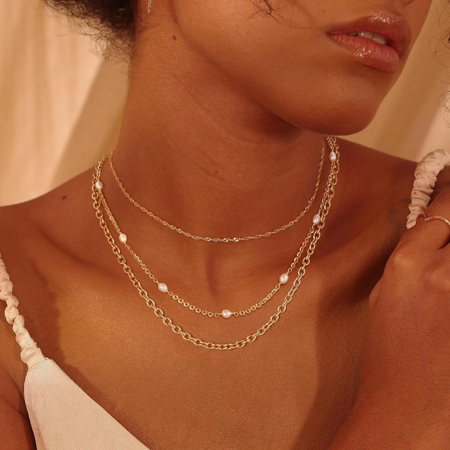 Fettero Choker Chain Necklace for Women 14K Gold Plated Dainty Choker Necklace Minimalist Thin Gold Chain Necklace Simple Twisted Chain Paperclip Necklace for Everyday Jewelry