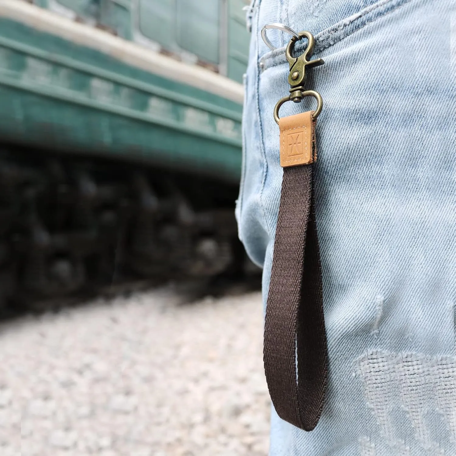 FORZEN wrist lanyard for keys wrist lanyard key chains women and men