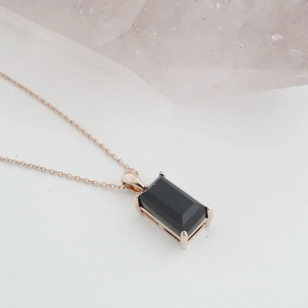 HONEYCAT Bonbon Black Onyx Crystal Pendant in Gold, Rose Gold, or Silver | Minimalist, Delicate Jewelry