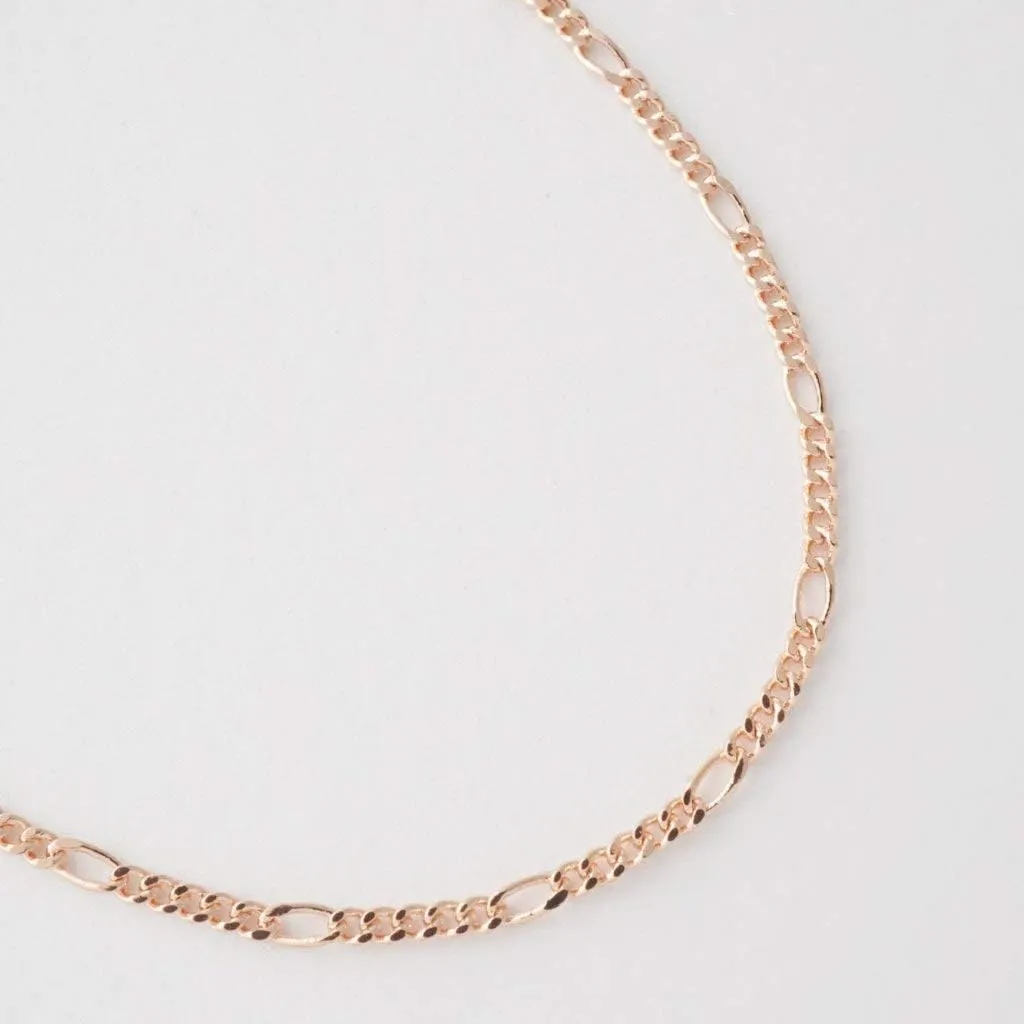 HONEYCAT Figaro Chain Bracelet in 18k Gold Plate, 18k Rose Gold Plate, or Silver | Minimalist, Delicate Jewelry