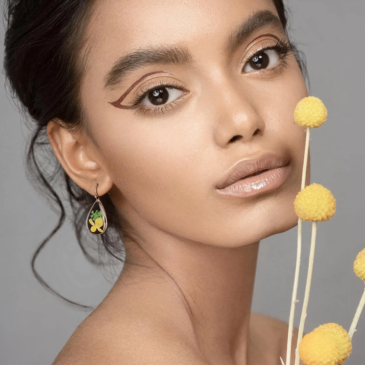 JeanBeau Handmade Pressed Flower Earrings for Women Teen Unique Resin Dried Flowers Sterling Silver Teardrop Dangle Drop Nature Floral Earings Fashion Summer Jewelry Gift