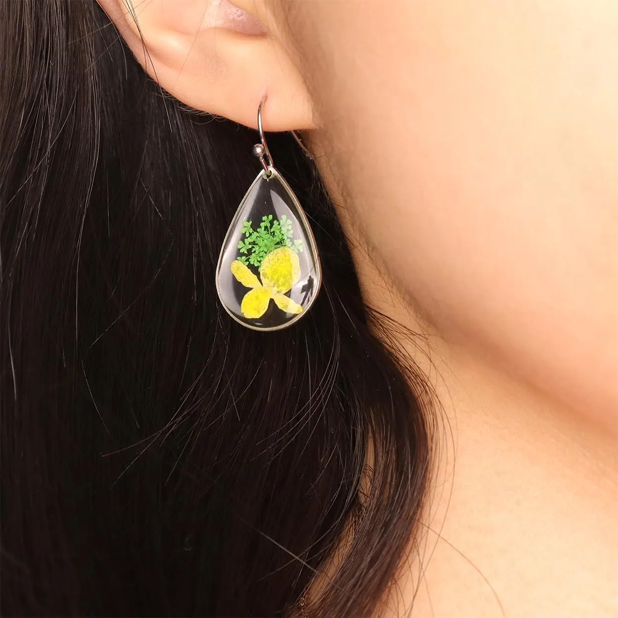 JeanBeau Handmade Pressed Flower Earrings for Women Teen Unique Resin Dried Flowers Sterling Silver Teardrop Dangle Drop Nature Floral Earings Fashion Summer Jewelry Gift