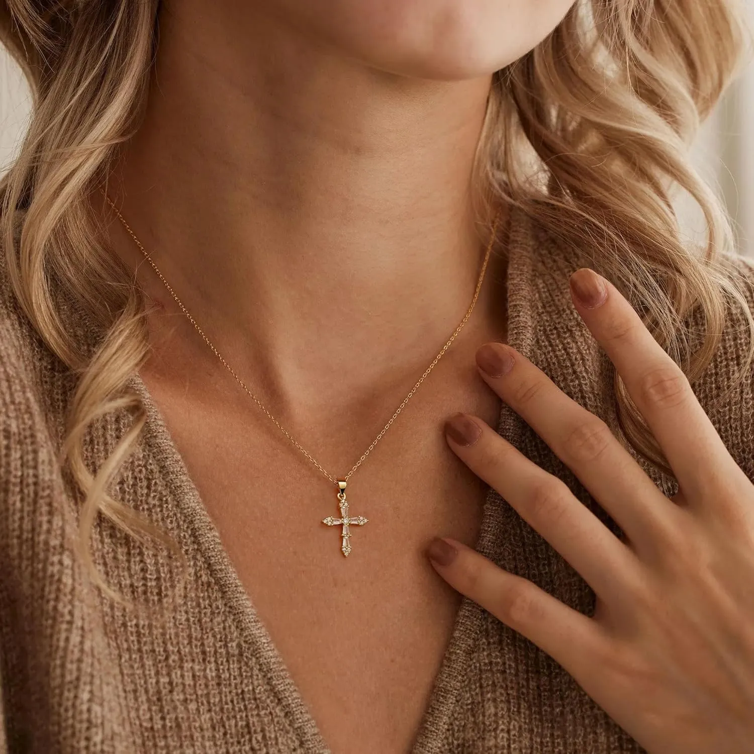 JSJOY Cross Necklace for Women Non Tarnish Dainty 18K Gold/White Gold Plated Diamond Corss Necklaces Baptism Christian Gifts Religious Birthday Gifts for Women Jewelry
