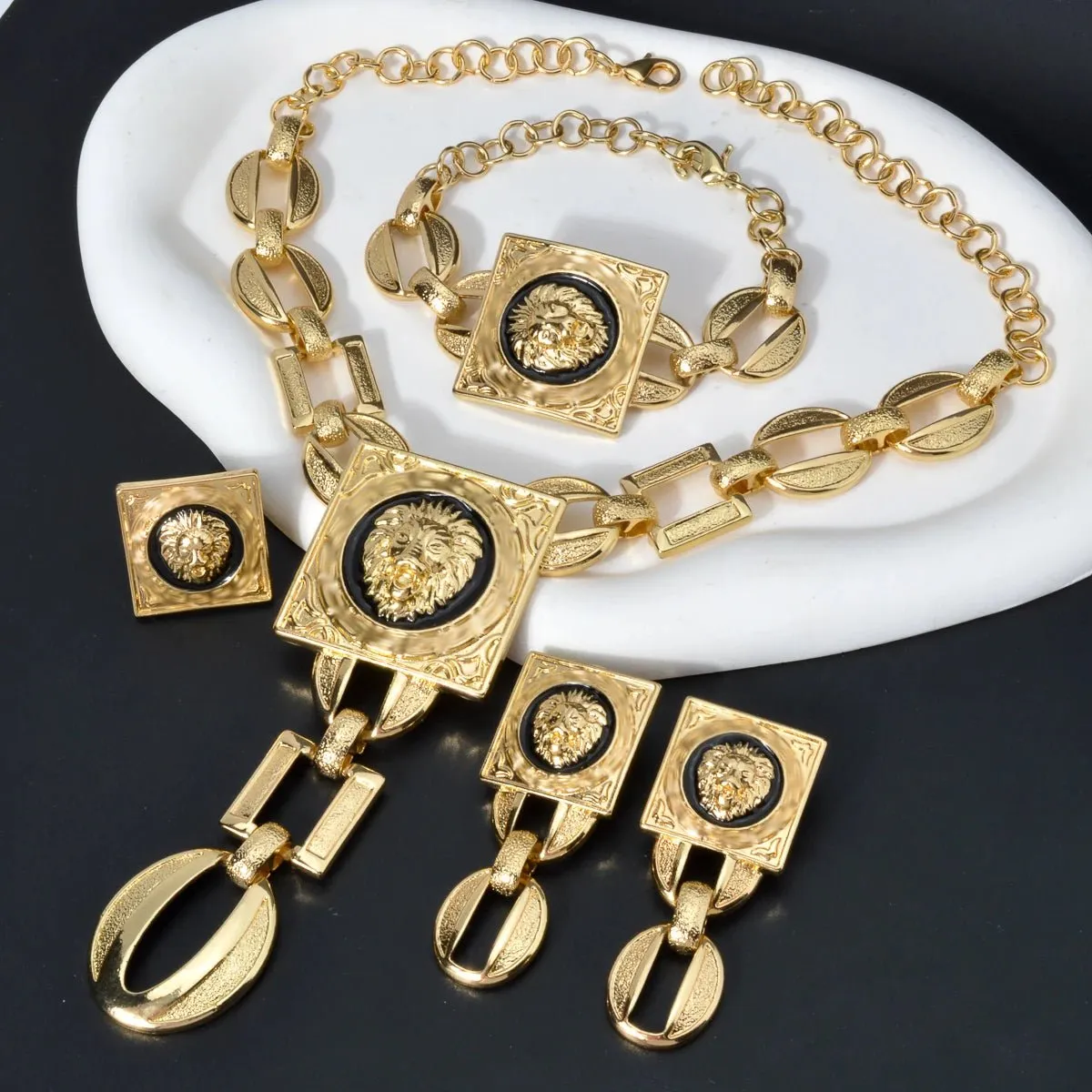 Luxury Gold Plated Jewelry Set for Women – African Wedding Choker Necklace, Bracelet, Earrings, and Cuff Rings