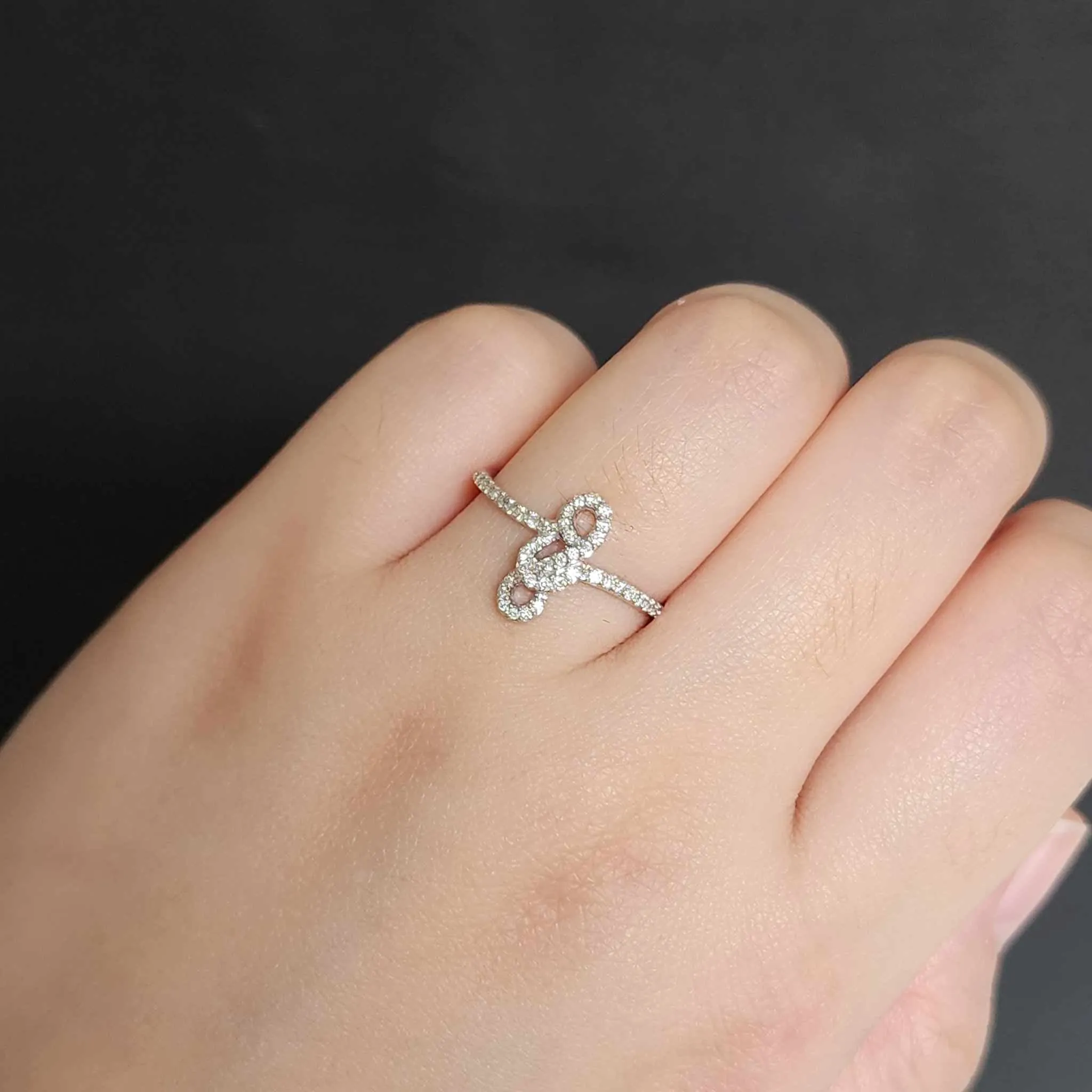 #LVNA2024 | Twisted Knot Diamond Ring 18kt