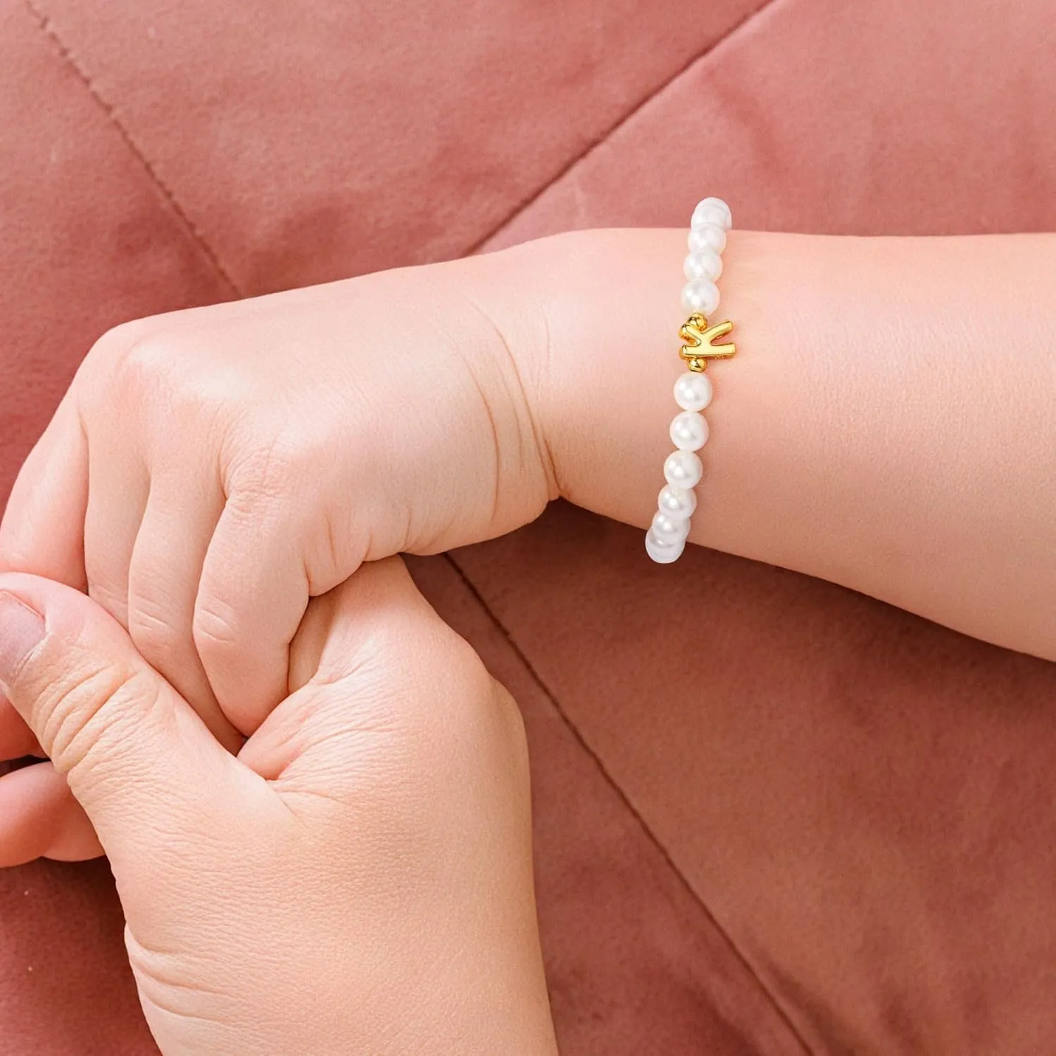 M MOOHAM Pearl Initial Bracelet for Women - Dainty Beaded Charm Bracelets for Women Trendy Charm Letter A-Z Personalized Pearl Jewelry Gifts