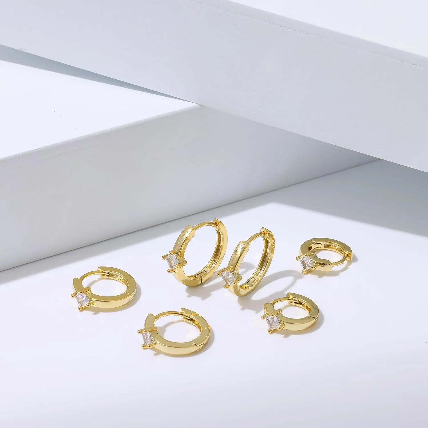 micuco Small Hoop Earrings for Women Tiny Cartilage Hoop Earrings for Men Helix Daith Tragus Ear Hugging Hoop Earrings Sleeper Hypoallergenic Earrings