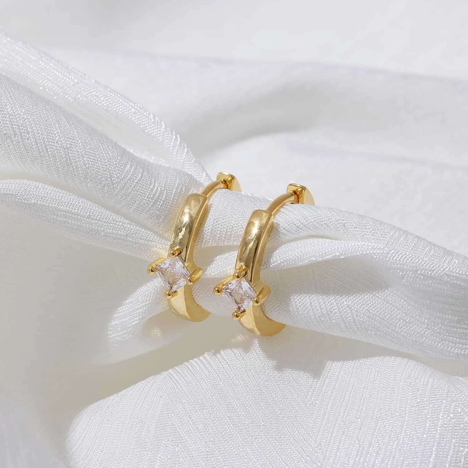 micuco Small Hoop Earrings for Women Tiny Cartilage Hoop Earrings for Men Helix Daith Tragus Ear Hugging Hoop Earrings Sleeper Hypoallergenic Earrings