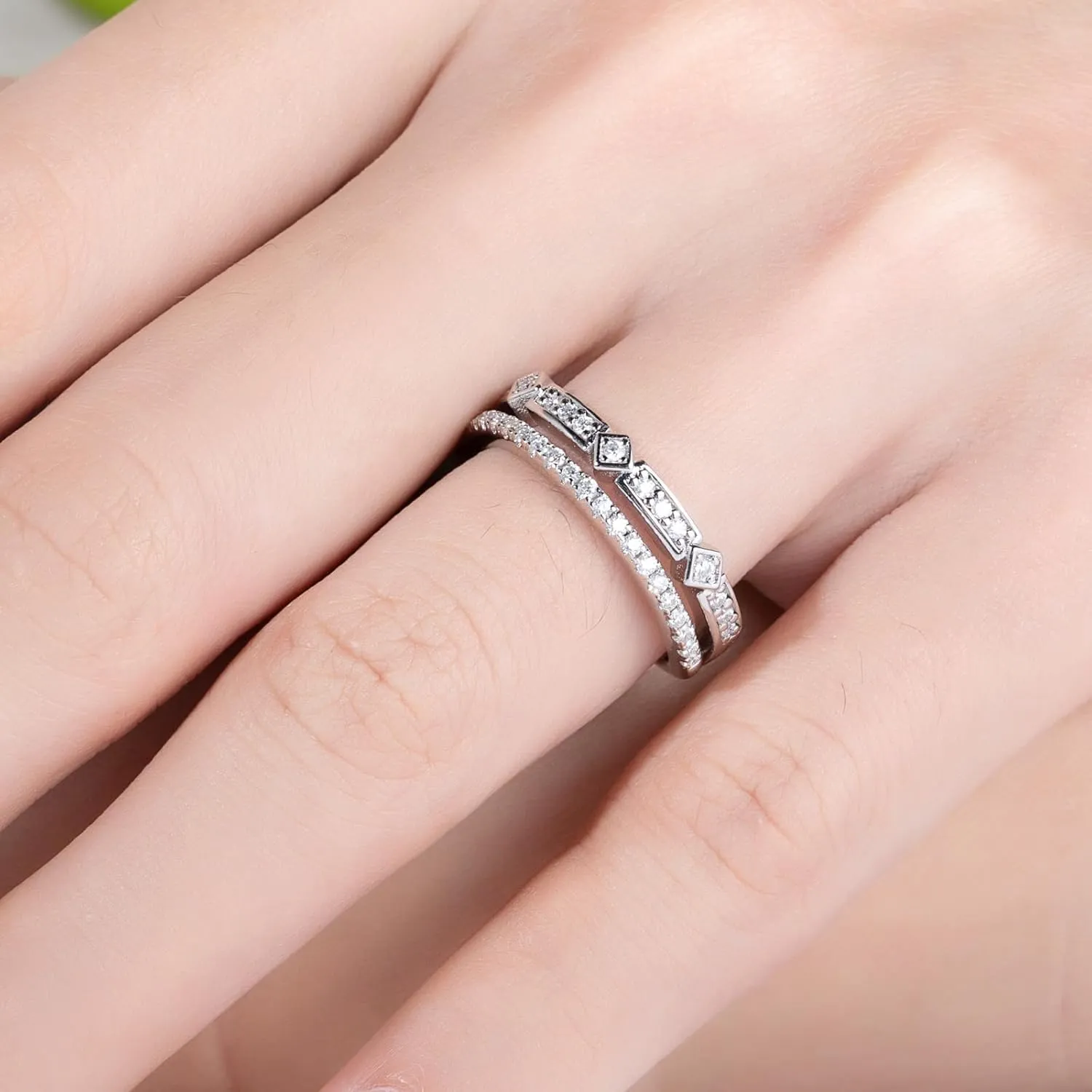 Moissanite Eternity Rings Wedding Bands D Color VVS1 Clarity Round Brilliant Cut 925 Sterling Silver 5/6 Stones Anniversary Band Rings for Women with Certificate
