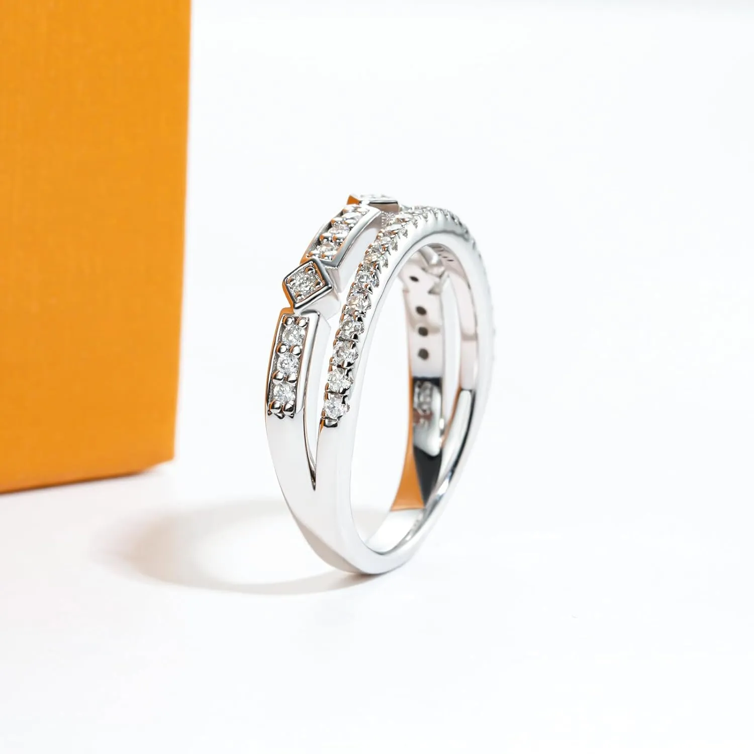 Moissanite Eternity Rings Wedding Bands D Color VVS1 Clarity Round Brilliant Cut 925 Sterling Silver 5/6 Stones Anniversary Band Rings for Women with Certificate