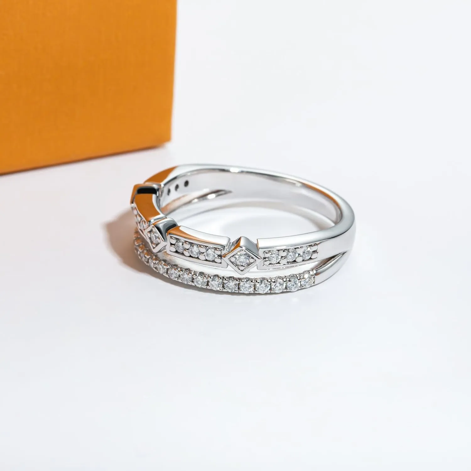 Moissanite Eternity Rings Wedding Bands D Color VVS1 Clarity Round Brilliant Cut 925 Sterling Silver 5/6 Stones Anniversary Band Rings for Women with Certificate