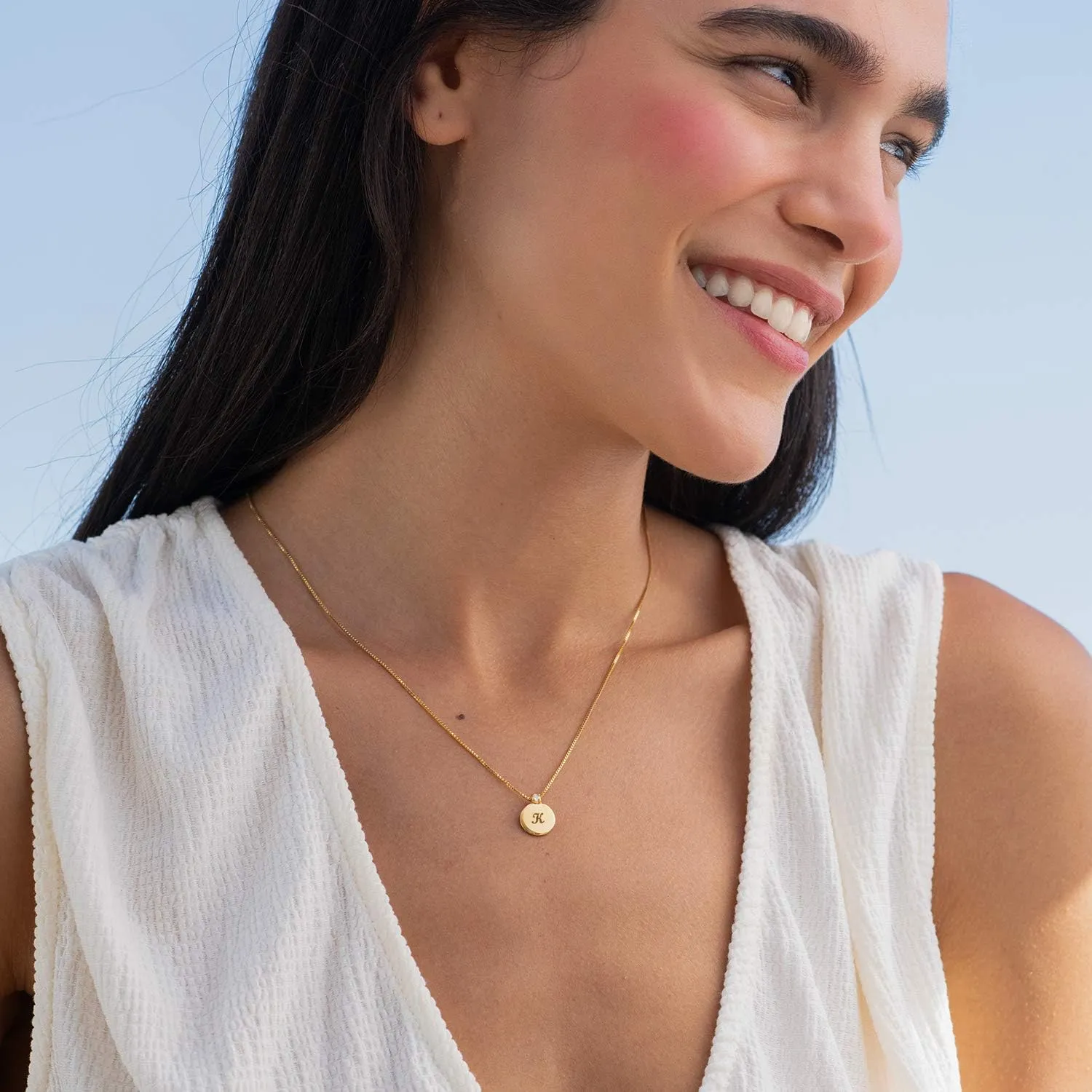 MyNameNecklace Personalized Small Circle Initial Necklace with Diamond in Sterling Silver 925 / Gold Plating - Classic Delicate Jewelry Gift for Her