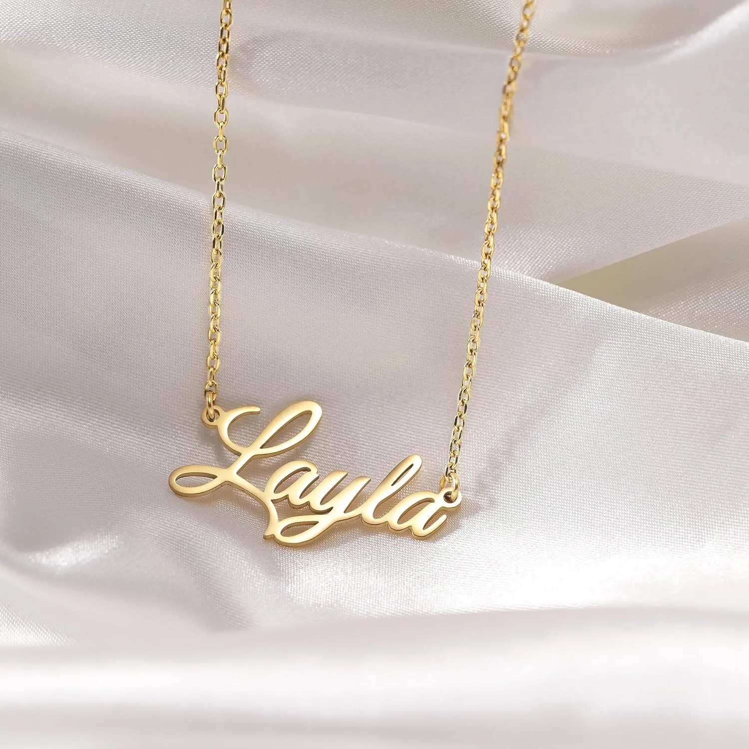 Name Necklace Personalized, 18K Gold Plated Custom Name Necklaces for Women Customized Name Plate Pendant Jewelry Gifts for Women