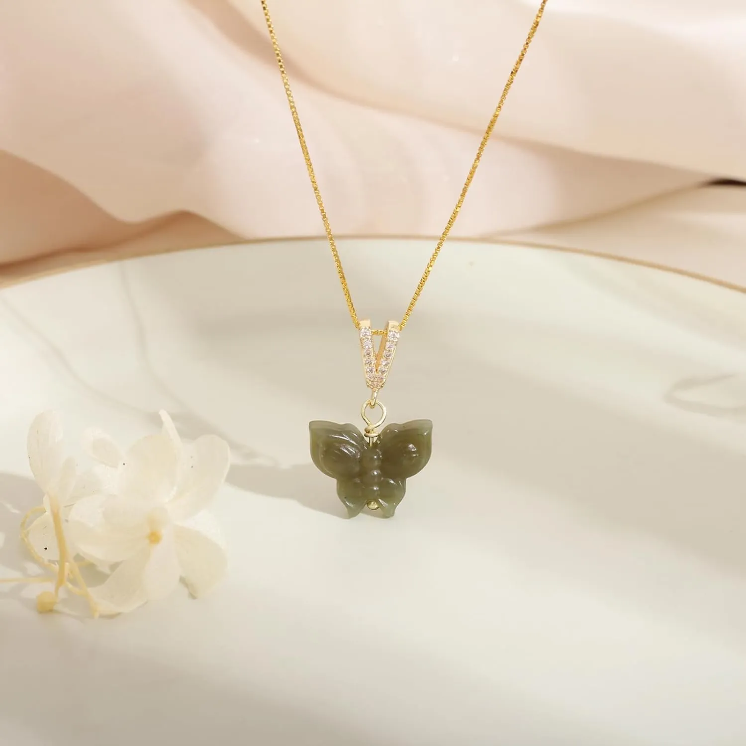 Natural Hetian Jade Necklace for Women, Butterfly Pendant Necklace Simple Fresh Necklace Choker Pendant Handmade Jewelry (S925 Sterling Silver Gold Plated)