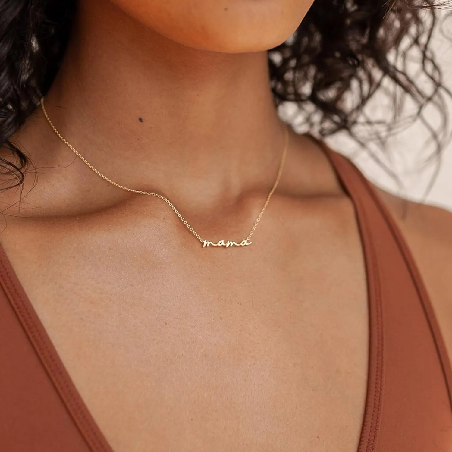 POYAMUSE Delicate 18K Gold Plated Mama Necklace for Women, Mom Necklace Mother's Day Gift for Mother and Grandma
