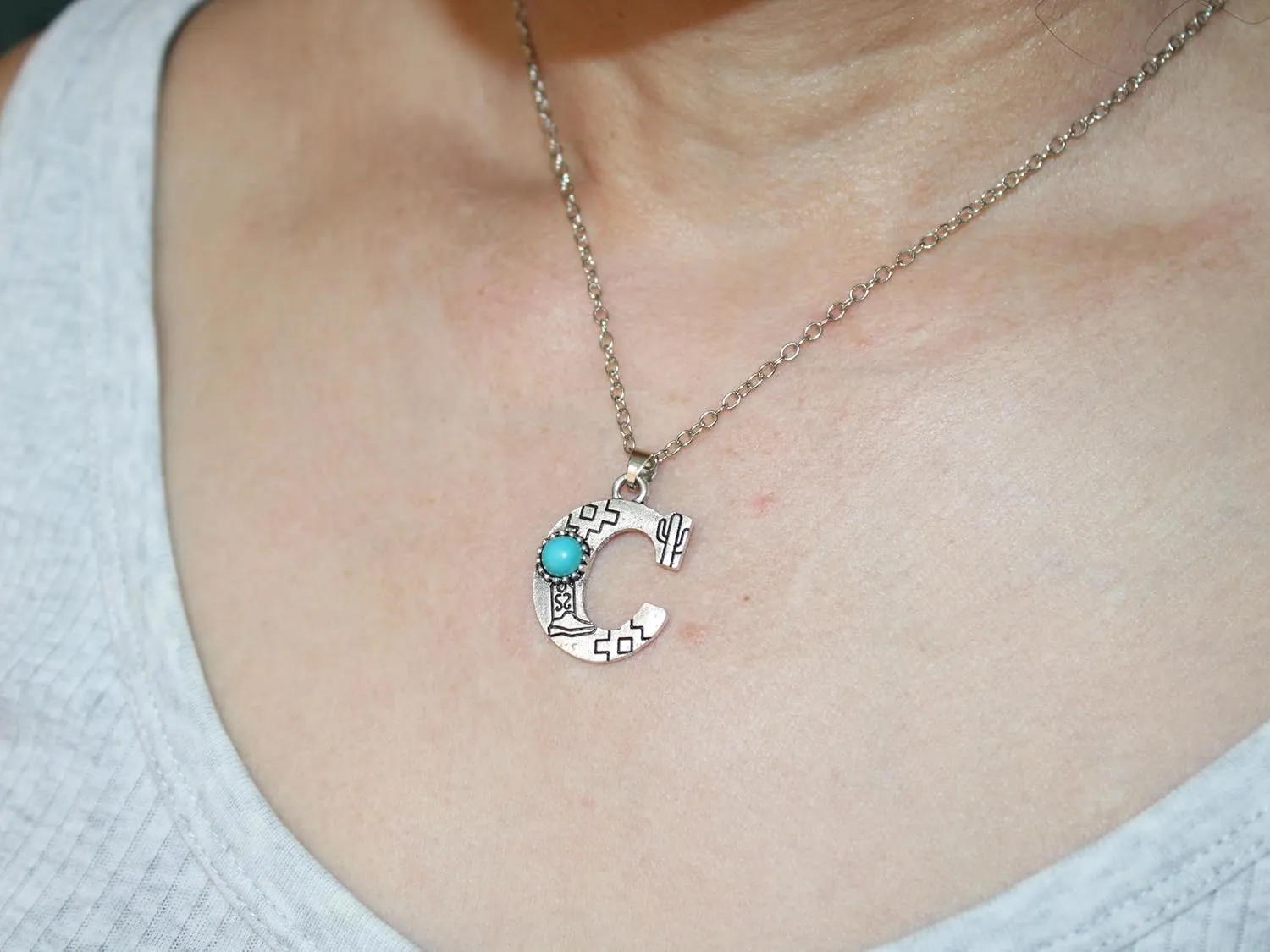 QqzsJewls Western Initial Necklace A-Z Letter Pendant Necklace Exaggeration Boho Statement Necklace for Women