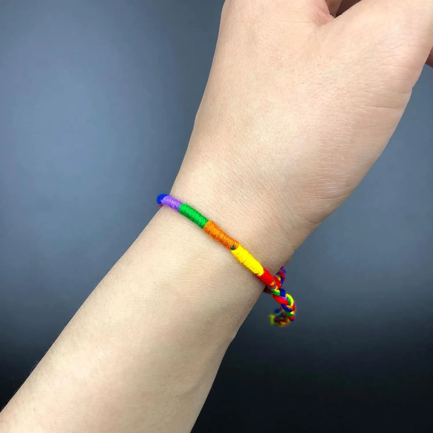 Rainbow LGBT Pride Bracelet for Lesbian Gay Bisexual Adjustable LGBTQ Pride Bracelets Handmade Braided Wristband Pride Month Friendship Bracelet Gifts for Men Women Bulk