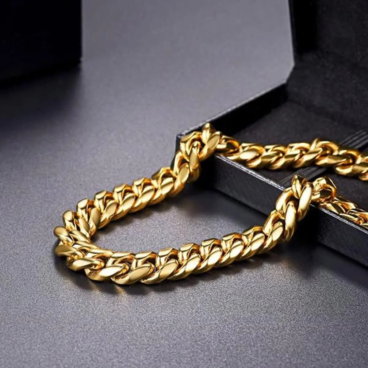 ROWIN&CO Stainless Steel Miami Cuban Link Bracelet for Men 15mm 18k Gold/Black/Silver/Rainbow Hip Hop Jewelry, Durable & Anti-Tarnish Cuban Chain, 8"-9.5" Inch, Pops Gifts For Fathers Boyfriends, Sons.