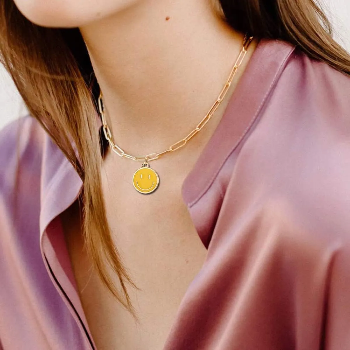 Smile Pendant Necklace Smile Face Chain Necklace Paperclip Necklace Cute Round Pendant Necklace Preppy Jewelry for Women Girls