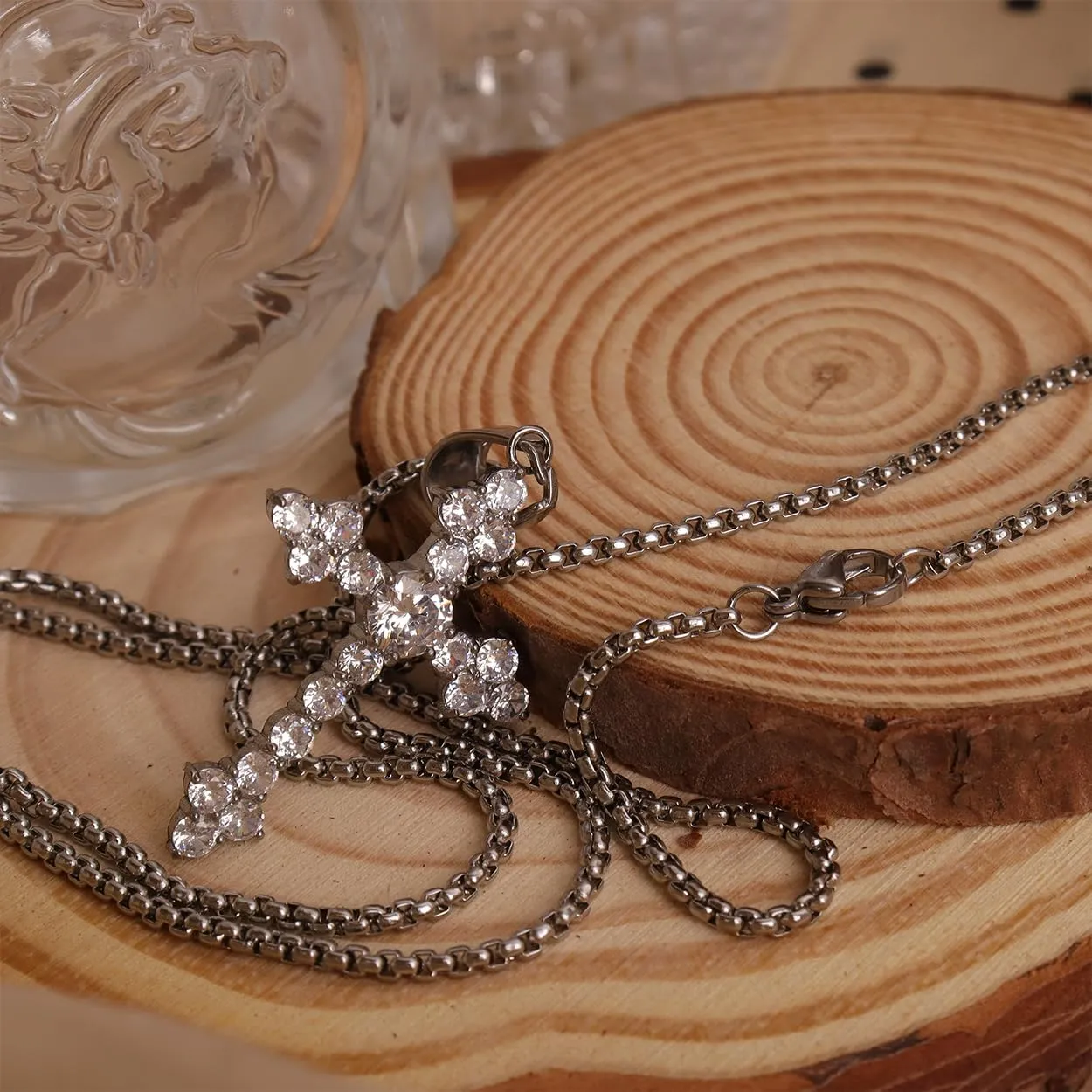 Sonateomber Holy Cross Pendant Necklace for Men Women - Catholic Christian Chunky Stainless Steel Hypoallergenic Chain Thanksgiving Christmas Family Jewelry Gift
