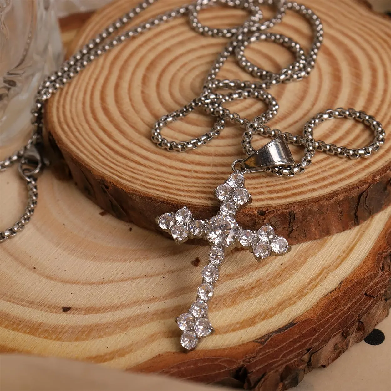Sonateomber Holy Cross Pendant Necklace for Men Women - Catholic Christian Chunky Stainless Steel Hypoallergenic Chain Thanksgiving Christmas Family Jewelry Gift