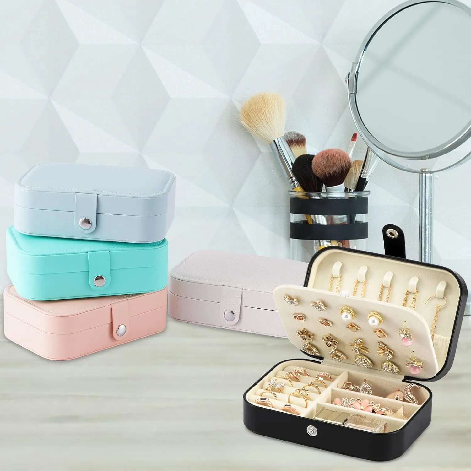 Travel Jewelry Box, PU leather Small Jewelry Organizer For Female Girls, double layer portable mini travel case for storing earrings, rings, necklaces.(Black)