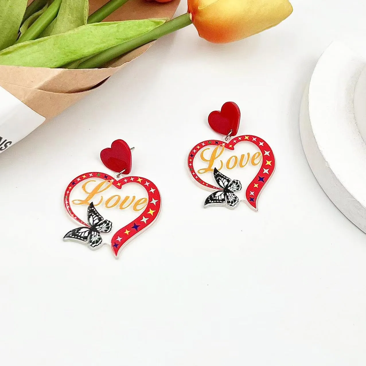 Valentine's Day Heart Earrings for Women Acrylic Hot Pink Red Heart Drop Dangle Earrings for Couples Lovers Girlfriend