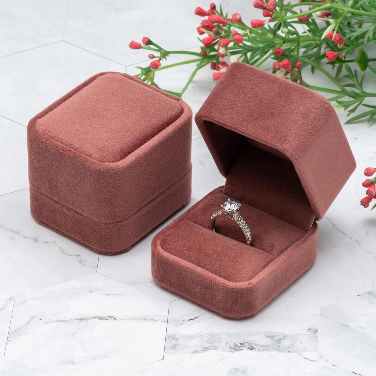 Velvet Single Ring Box Case Holder for Engagement Proposal Birthday Wedding,Jewelry Ring Box Jewelry Packaging Box (Dusty Rose)