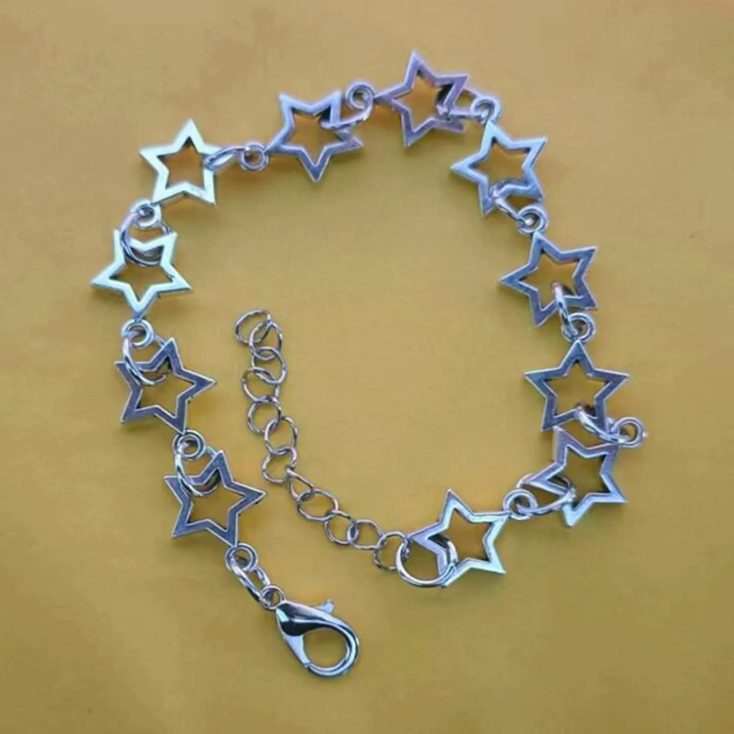 Vintage Punk Y2k Star Pearl Double Layer Beaded Chain Lightweight Bracelet Aesthetic Accessories Grunge Cool Couple Friendship Jewelry for Women
