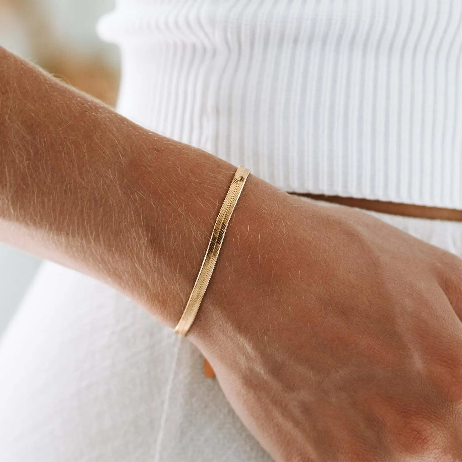 YANCHUN Gold Sea Shell Bracelet Dainty Bracelets for Women Stack Boho Summer Beach Jewelry for Women Trendy 2025