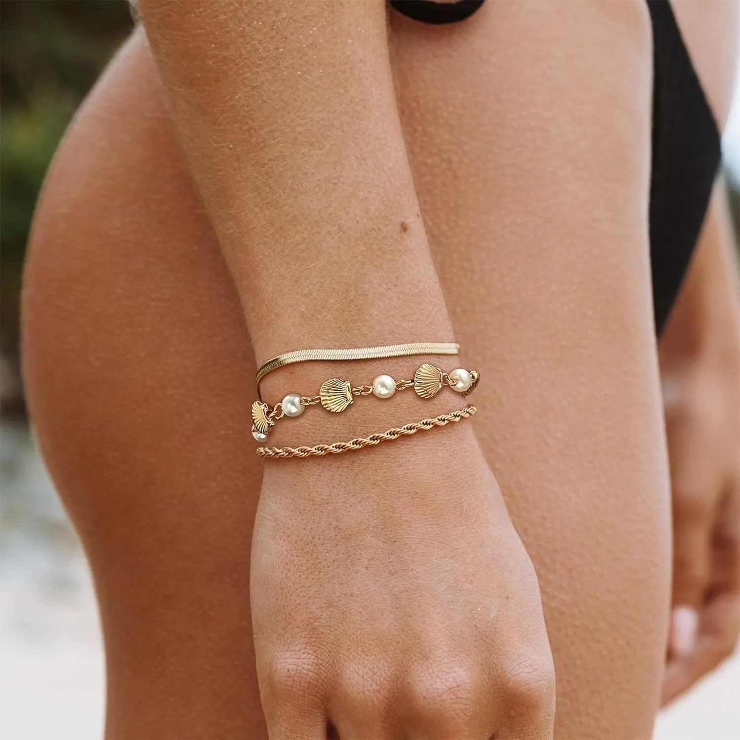 YANCHUN Gold Sea Shell Bracelet Dainty Bracelets for Women Stack Boho Summer Beach Jewelry for Women Trendy 2025