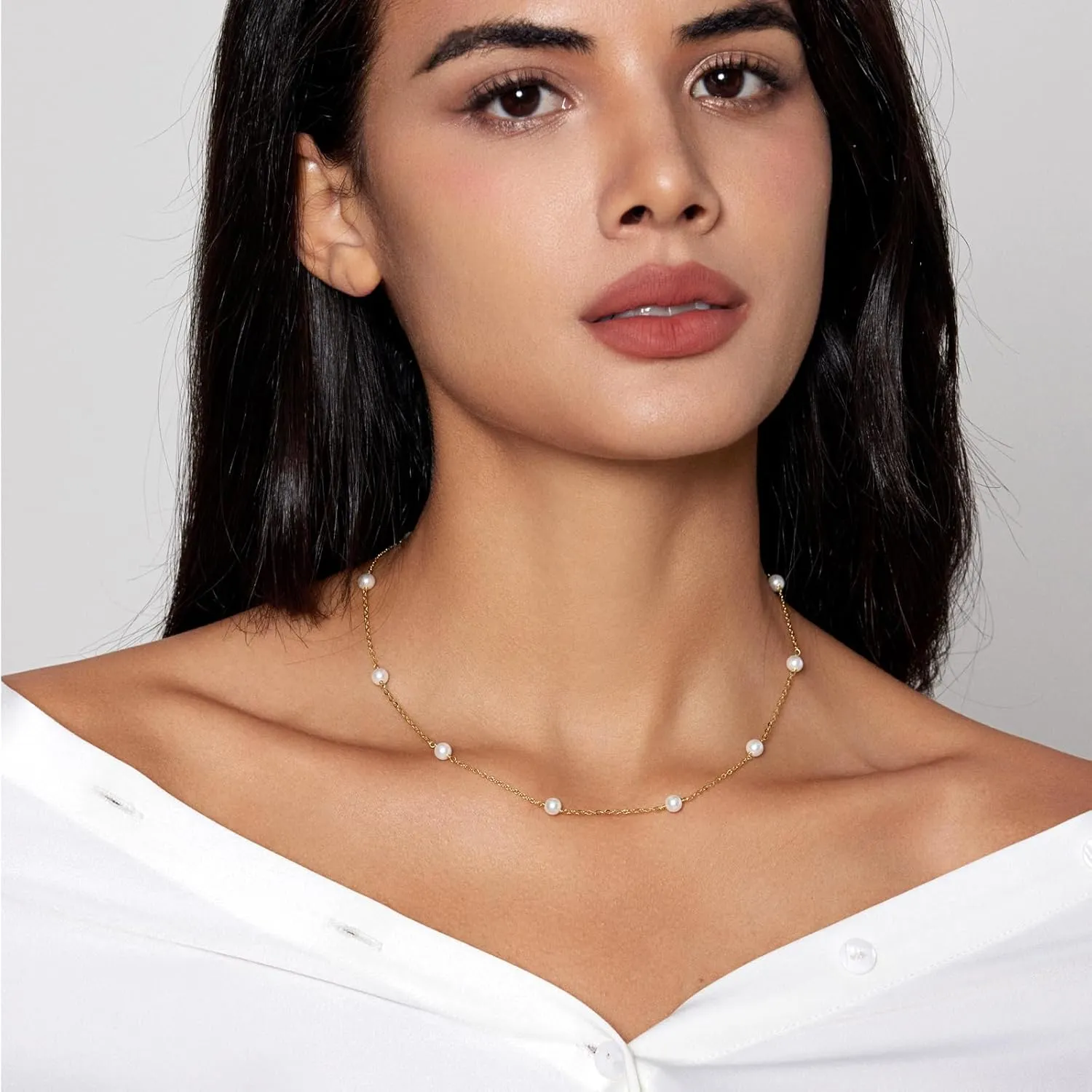 Zeffy Pearl Necklace 8MM Dainty Round Imitation Pearl Choker Necklace Wedding Pearl Necklace Delicate Jewelry for Women Simple Bridesmaid Jewelry Gifts